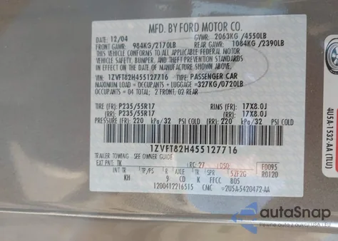 2005 Ford Mustang Gt Deluxe/Gt Premium z USA, uszkodzony, nr VIN 1ZVFT82H455127716